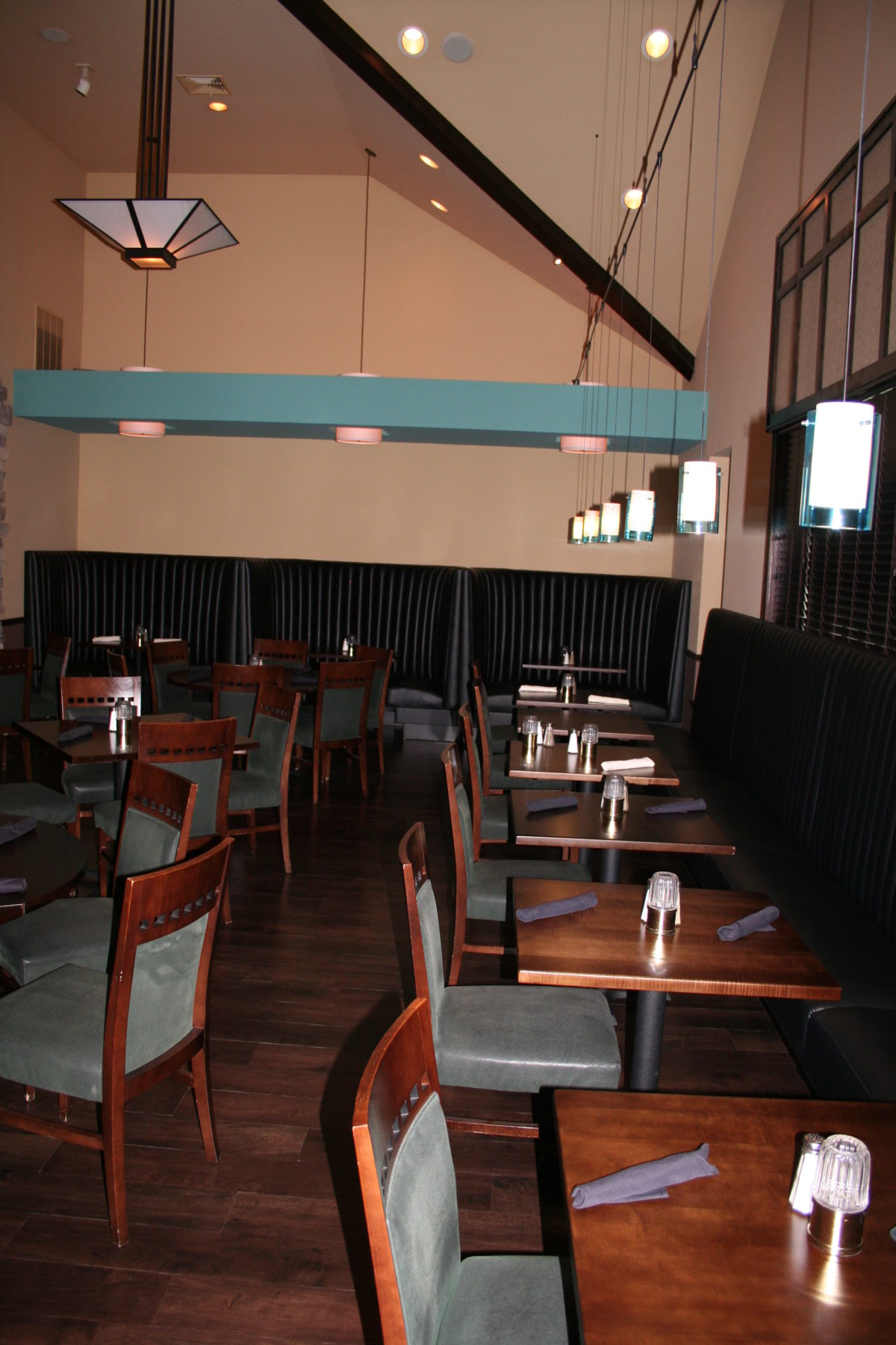 Rock’s Bar Crystal Lake, IL DDCA Architects