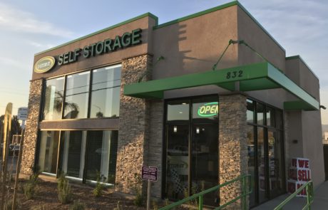Self storage design - U-Stor It - Redlands, CA